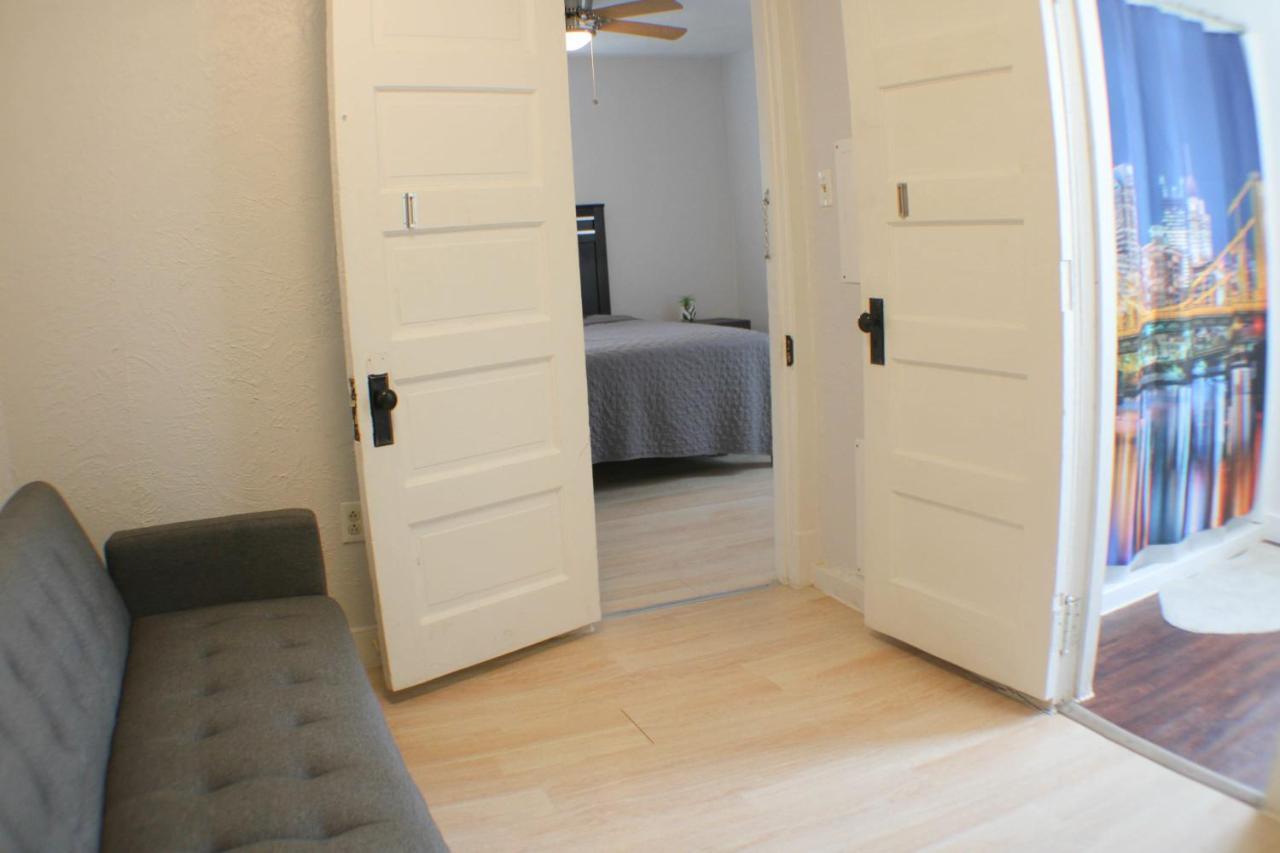 3 Bedroom Southside Pad - Sleeps 8 - Amazing Location Πίτσμπουργκ Εξωτερικό φωτογραφία